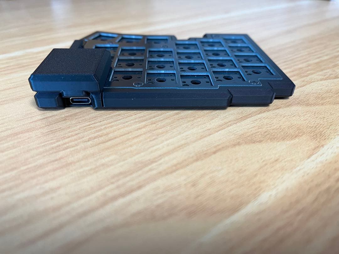 roBaish-μ-R-黒 (無線挙動不安定のためジャンク扱い)