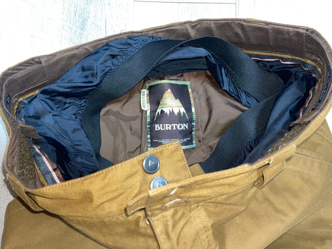 【美品】　BURTON バートン スノボウェア上下セット