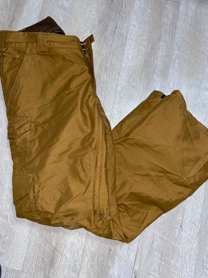 【美品】　BURTON バートン スノボウェア上下セット