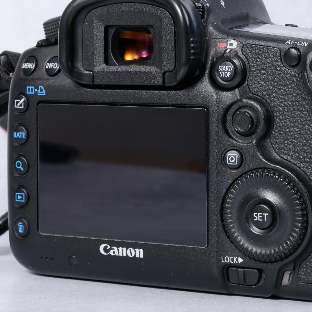 Canon EOS 5D Mark III 箱、付属品あり