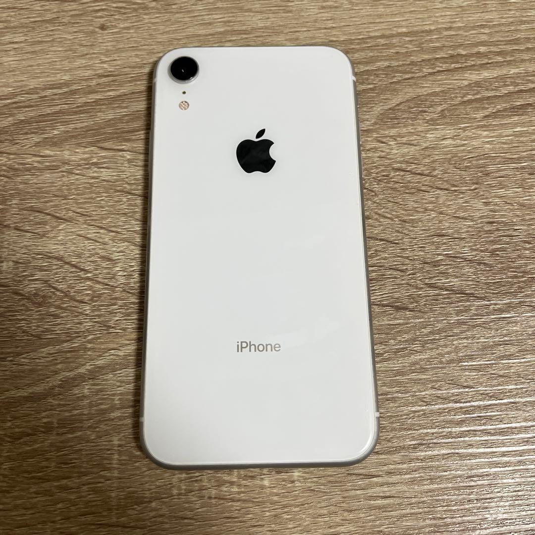Apple iPhone XR ホワイト