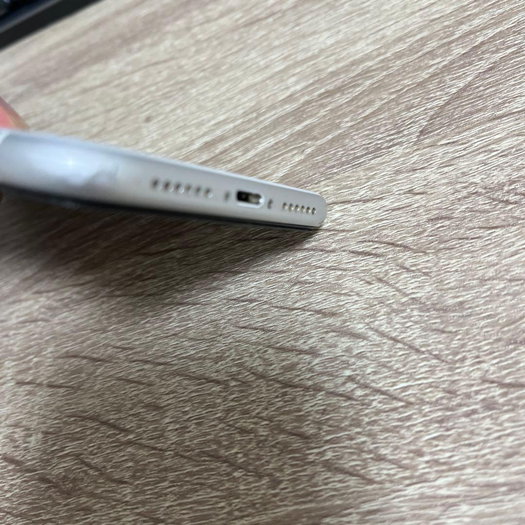 Apple iPhone XR ホワイト