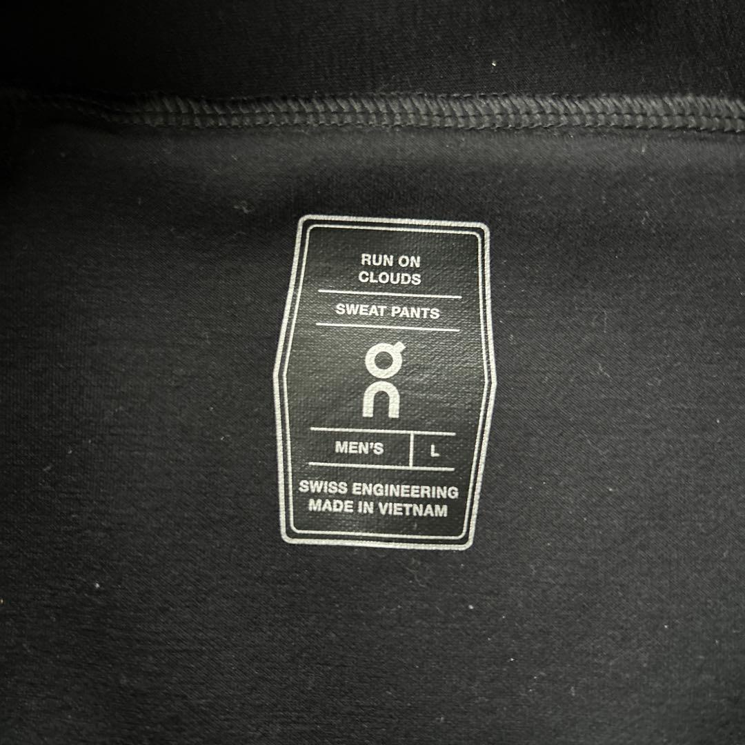 完売品 On Run On Clouds スウェットパンツ ブラック L