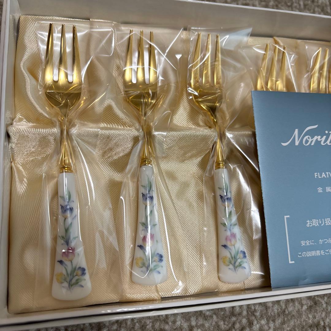 ノリタケ ボーンチャイナ オランジュリー ティースプーン　ケーキフォーク　各5本