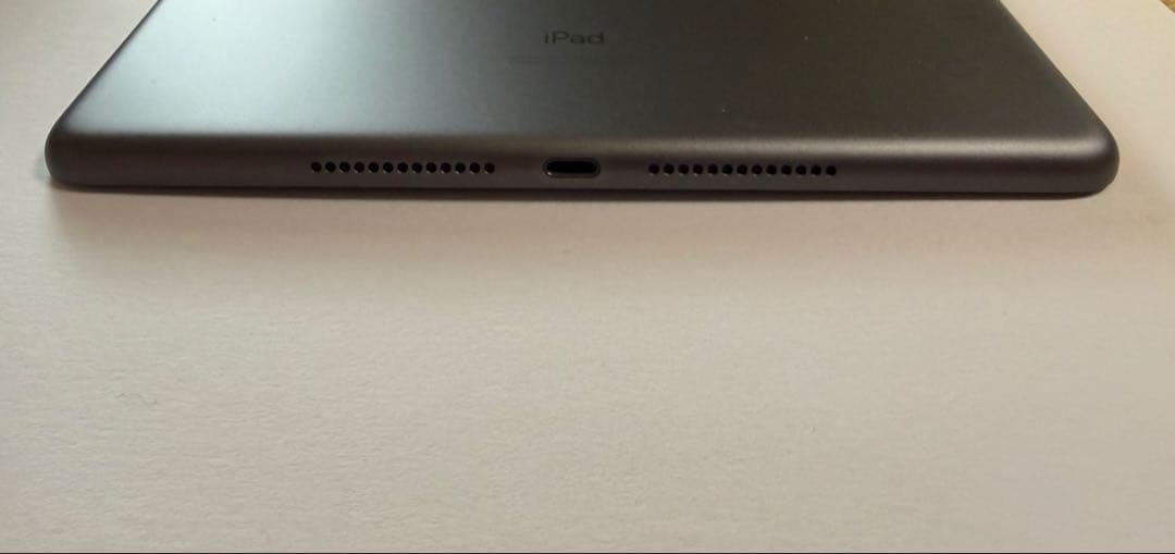 Apple iPad 第9世代　スペースグレー 64GB Wi-Fiモデル　本体