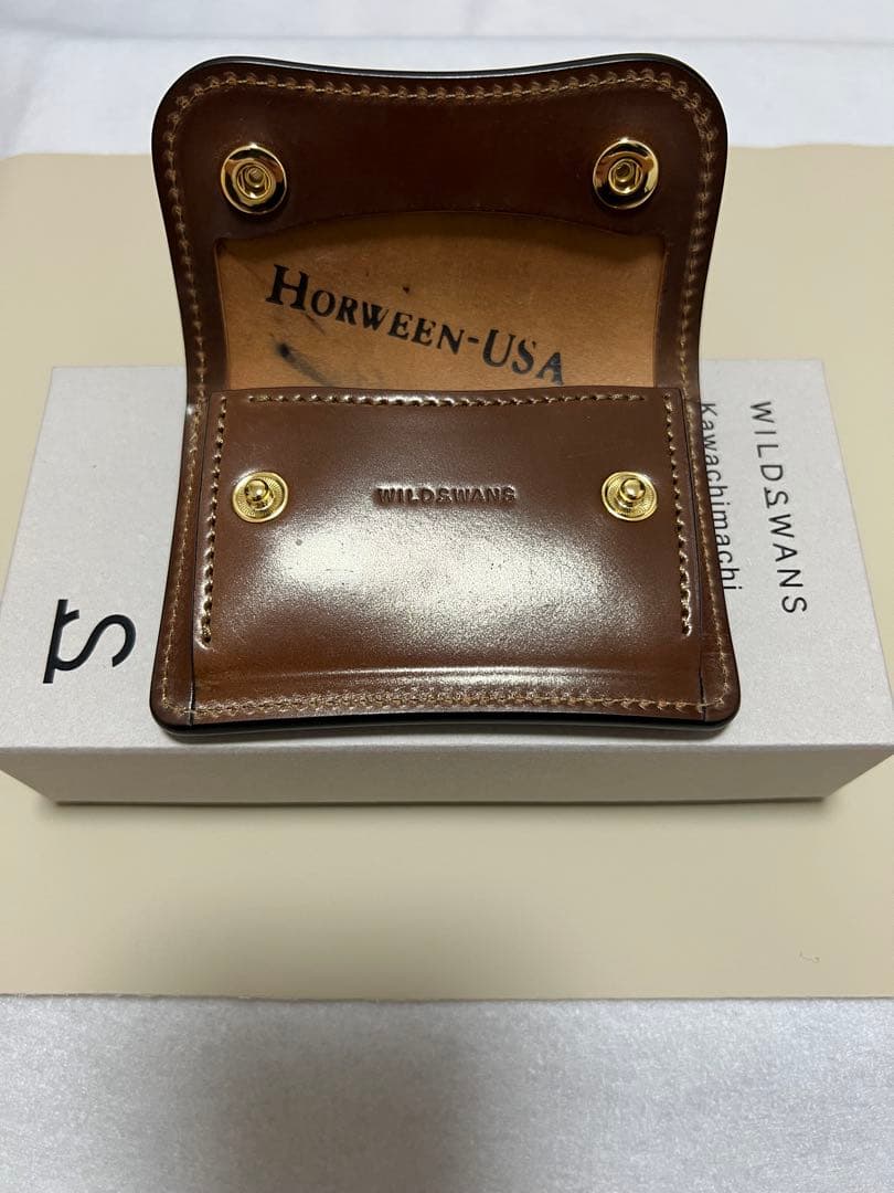 ワイルドスワンズ マホガニー フルシェルコードバン タング