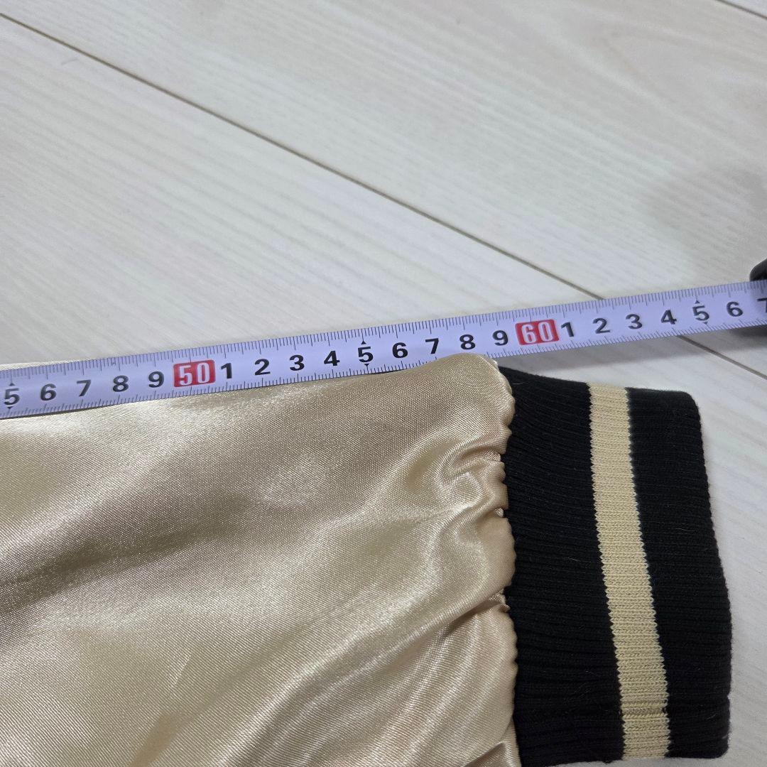 新品未使用タグ付き　抜刀娘スカジャン 　和柄金　女性刺繍　絡繰魂　Lサイズ