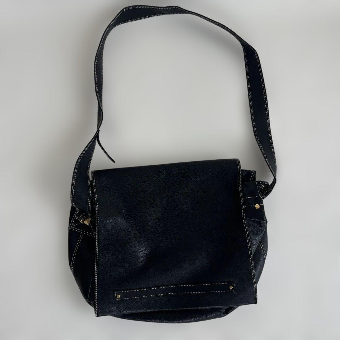 ジバンシィ GIVENCHY ショルダーバッグ レザー