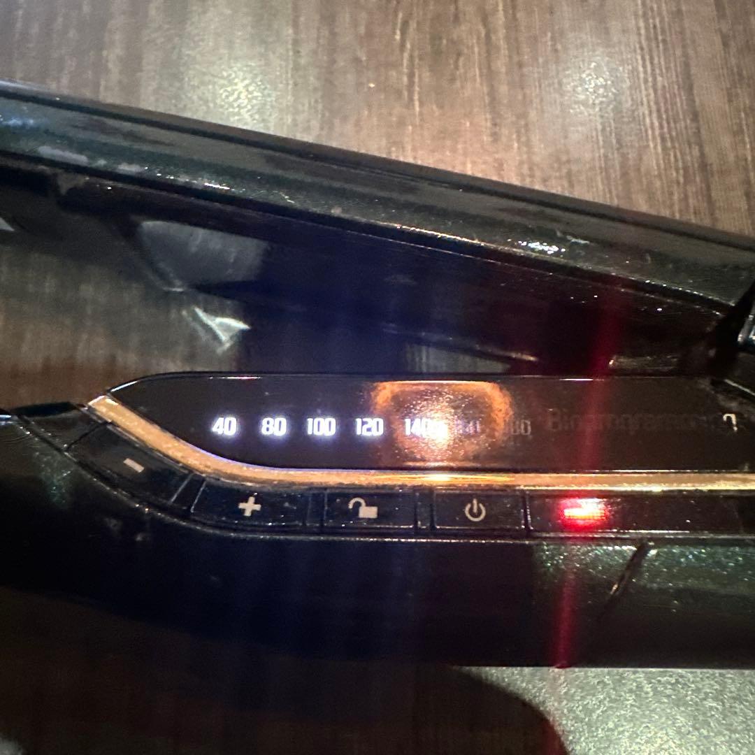 HAIRBEAURON 7D　ストレートアイロン　ヘアビューロン