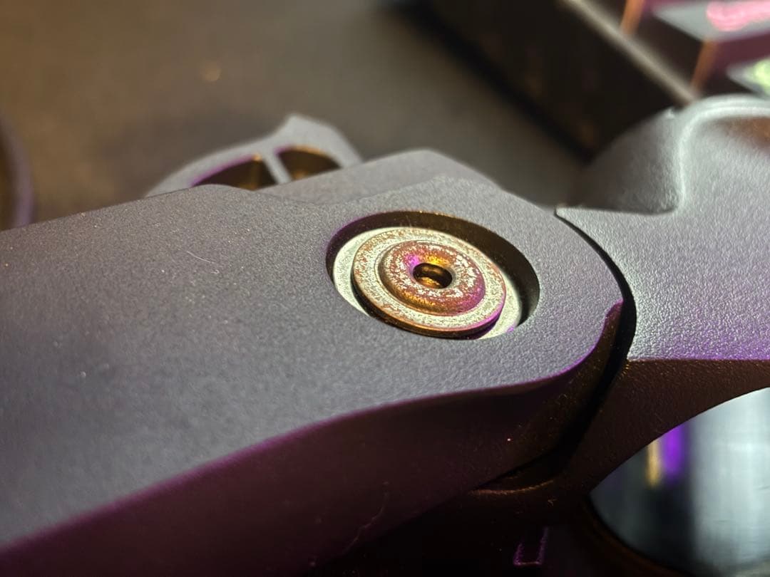 ASUS ROG Swift PG32UQ + エルゴトロンLXモニターアーム