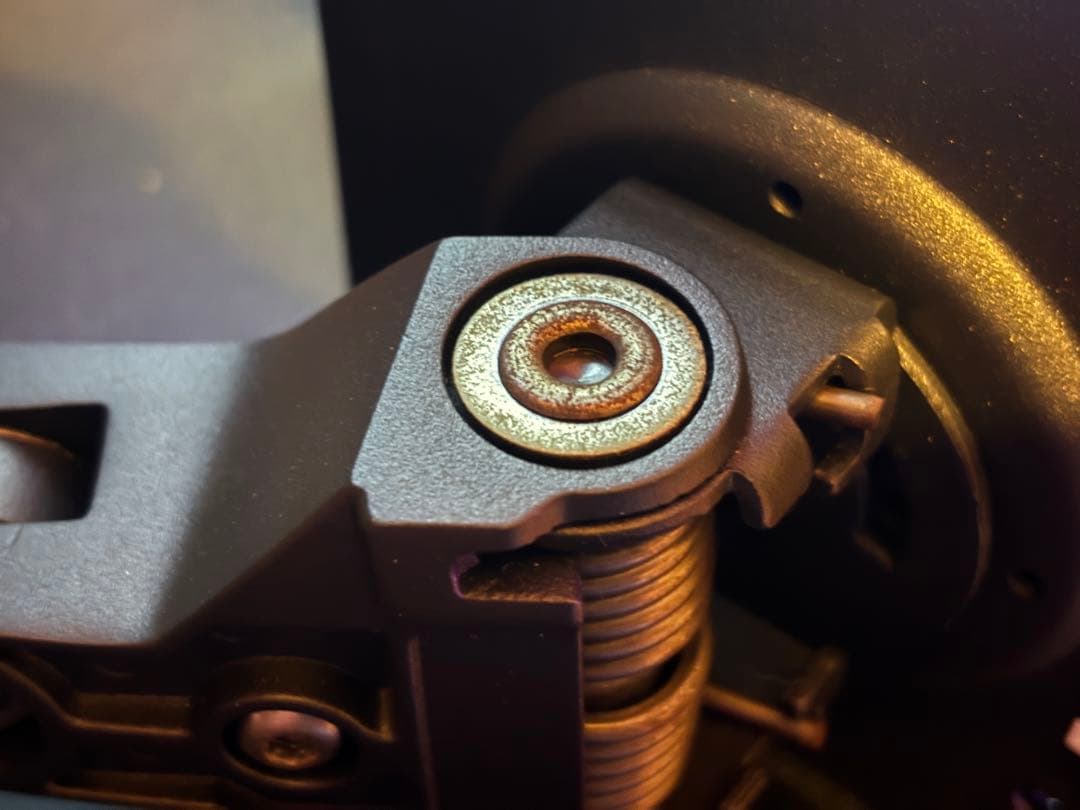 ASUS ROG Swift PG32UQ + エルゴトロンLXモニターアーム