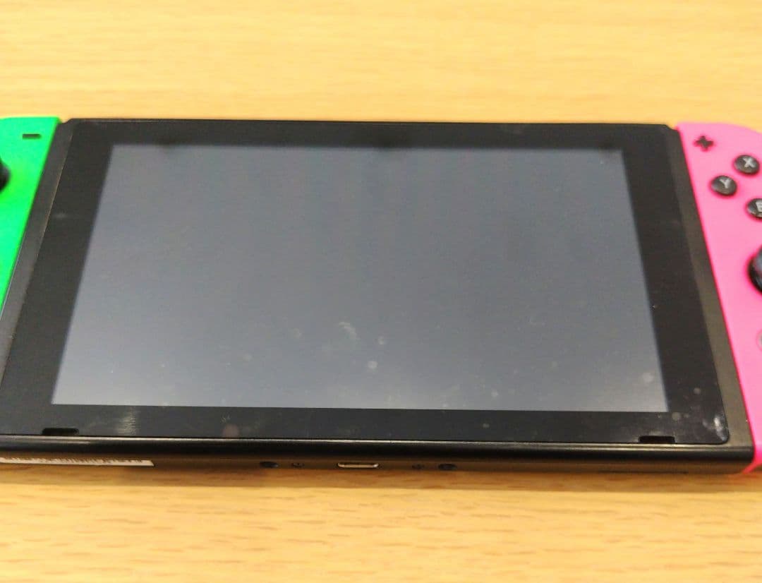 Nintendo Switch 本体 ピンク／緑