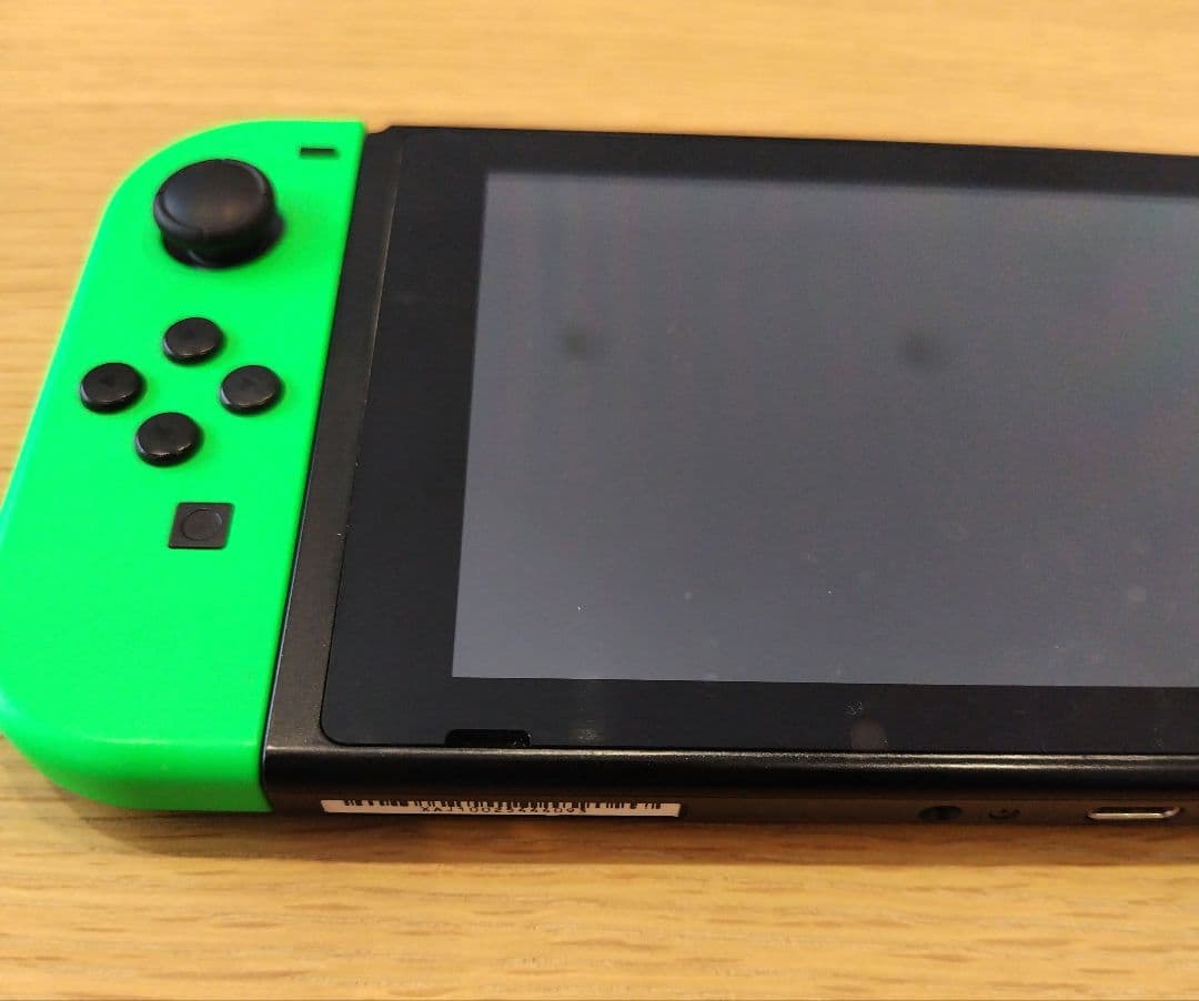 Nintendo Switch 本体 ピンク／緑