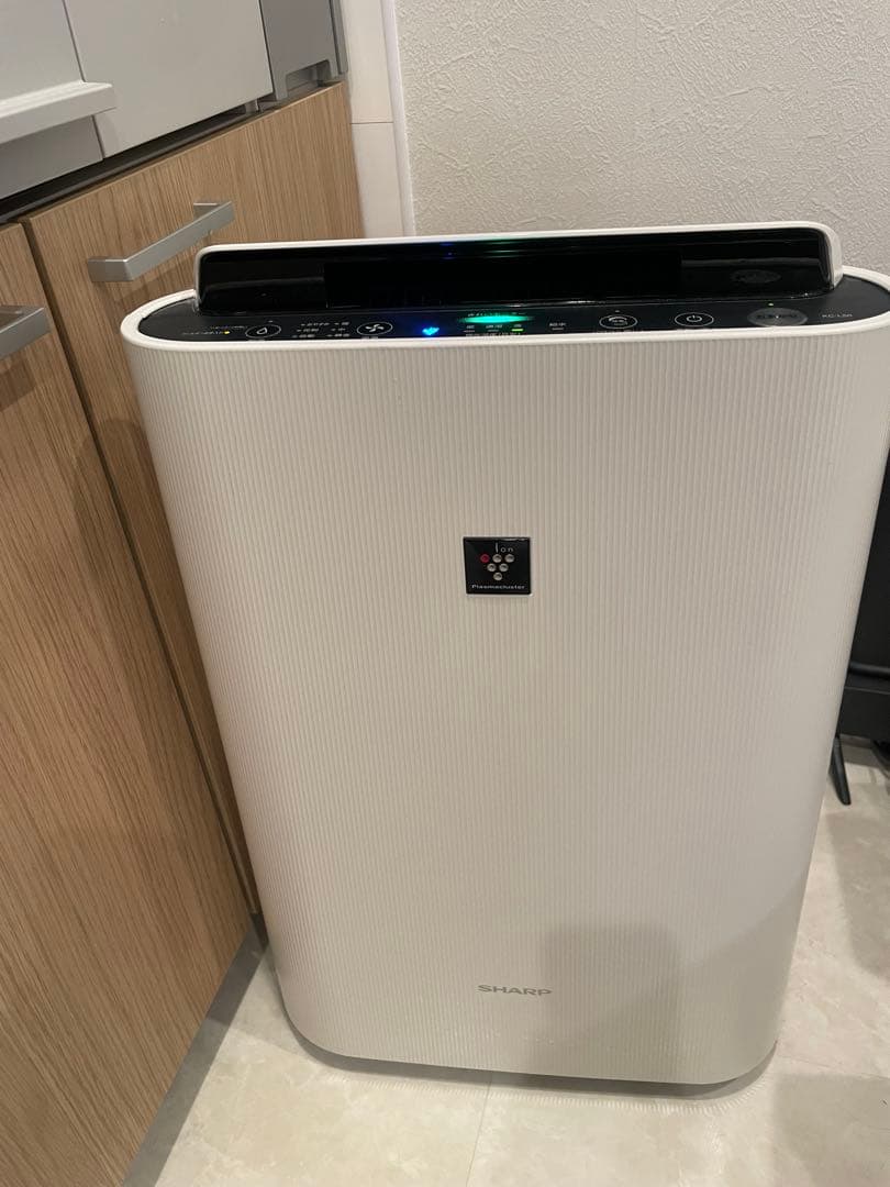 シャープ 加湿空気清浄機 KC-L50-W 2021年袋