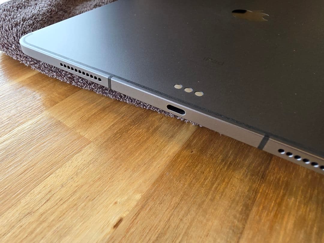 【美品 】 iPad Pro 12.9インチ 第5世代 256GB