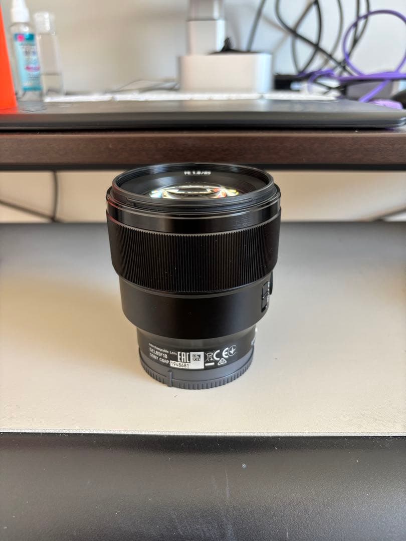美品　SONY FE 85mm F1.8 純正レンズ SEL85F18