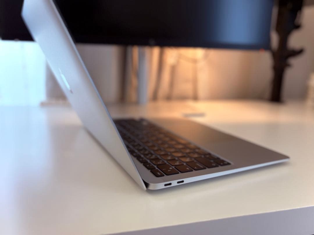 【美品】MacBook Air M1 / 16GB / 512GB シルバー