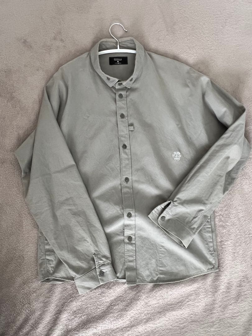 REMILLA レミーラ : 長袖ボタンダウン ドルマンツイルシャツ GRAY