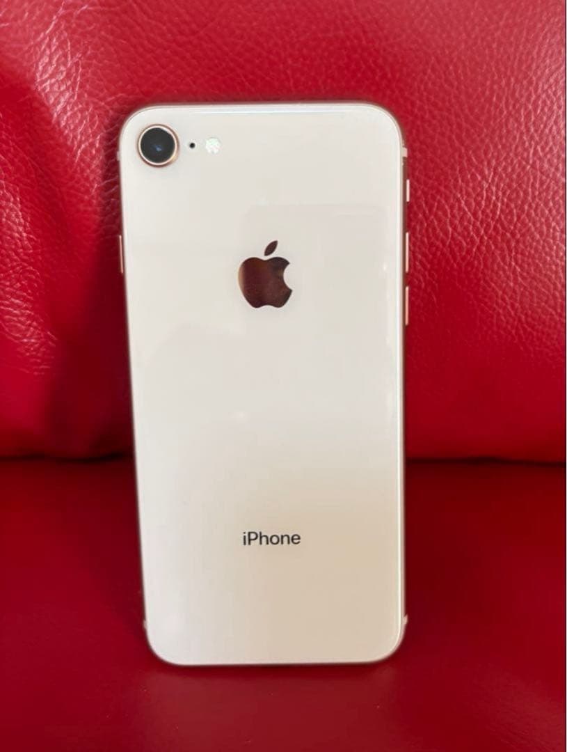 Apple iPhone 8 ゴールド 本体　64GB