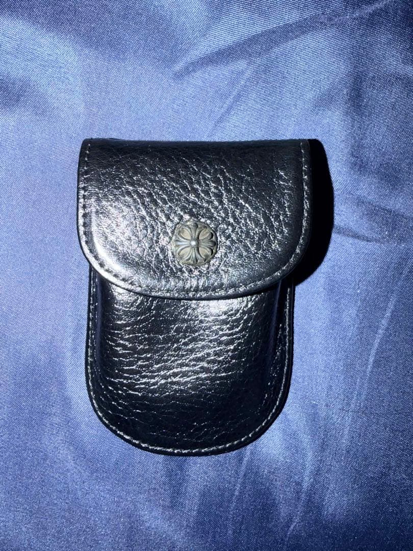 ブラック レザー コンチョ付き ミニポーチ 小物入れ