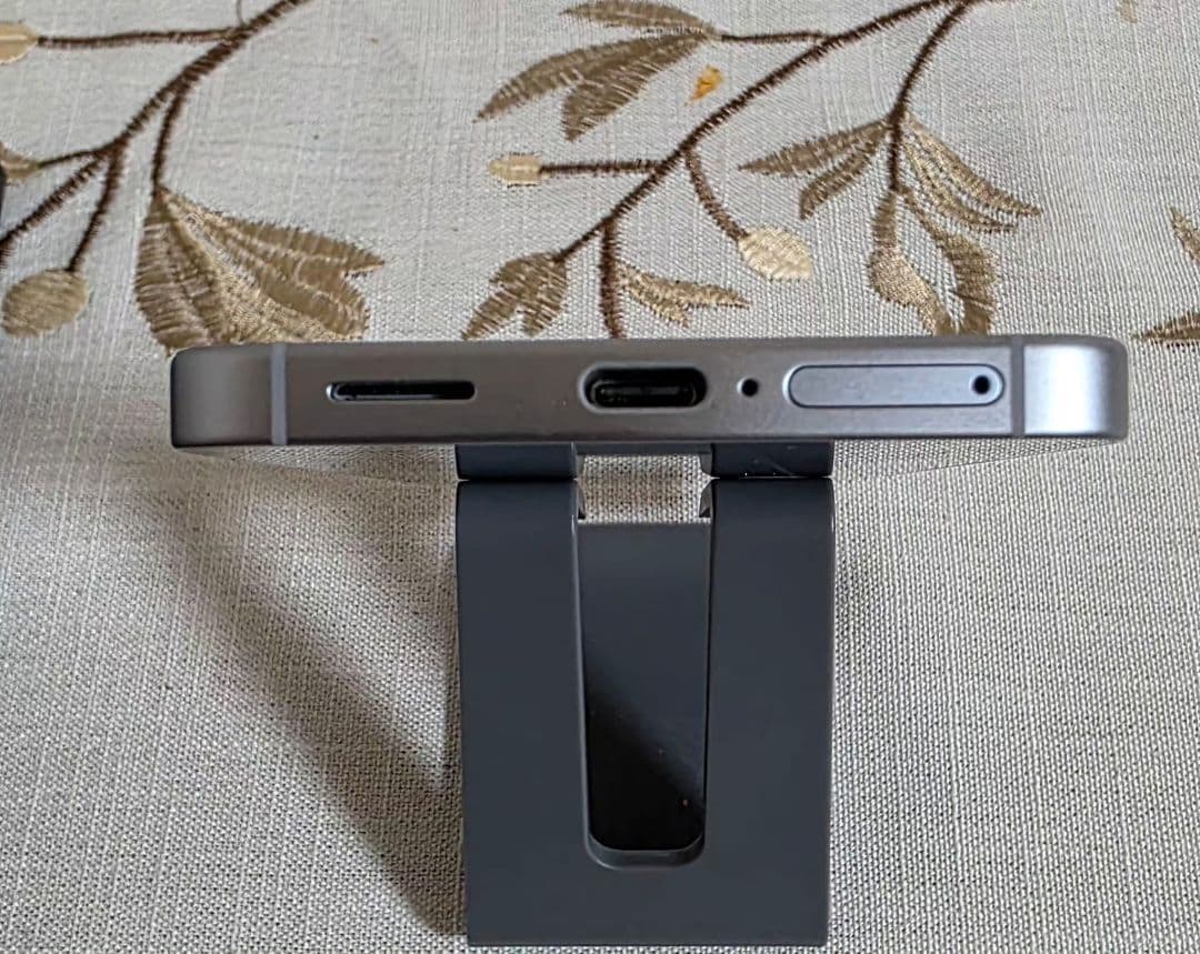 Samsung Galaxy S25 本体です。 容量：256GB SIMフリー