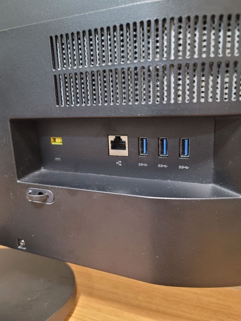 NEC LAVIE 23.8インチ 一体型パソコン i5 16GB SSD