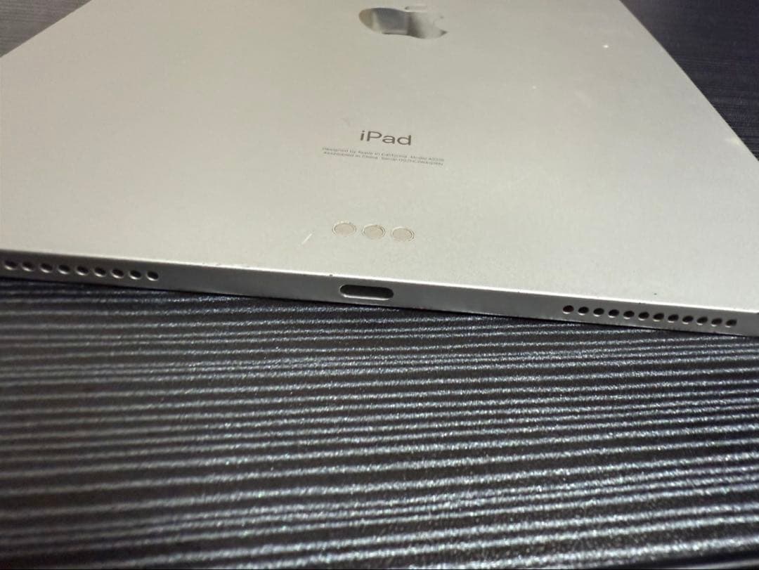 [箱無し・傷有り]ipadAir第4世代10.9インチ64gb