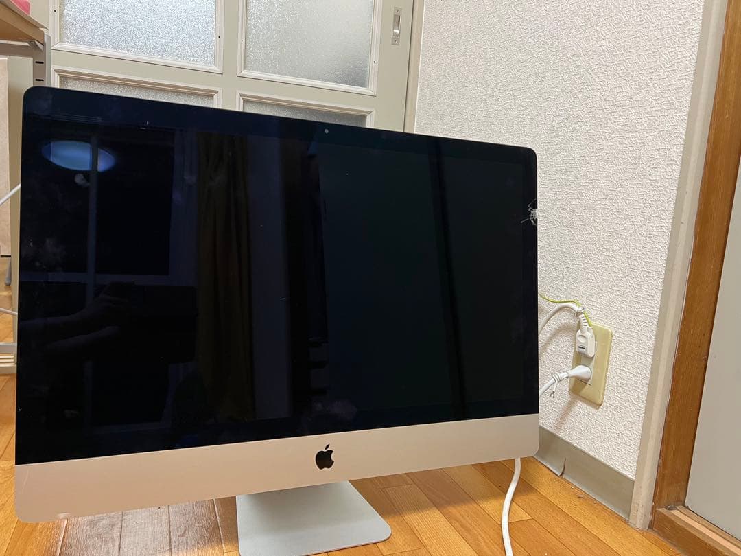[ジャンク品] Apple iMac 本体 + 有線キーボード