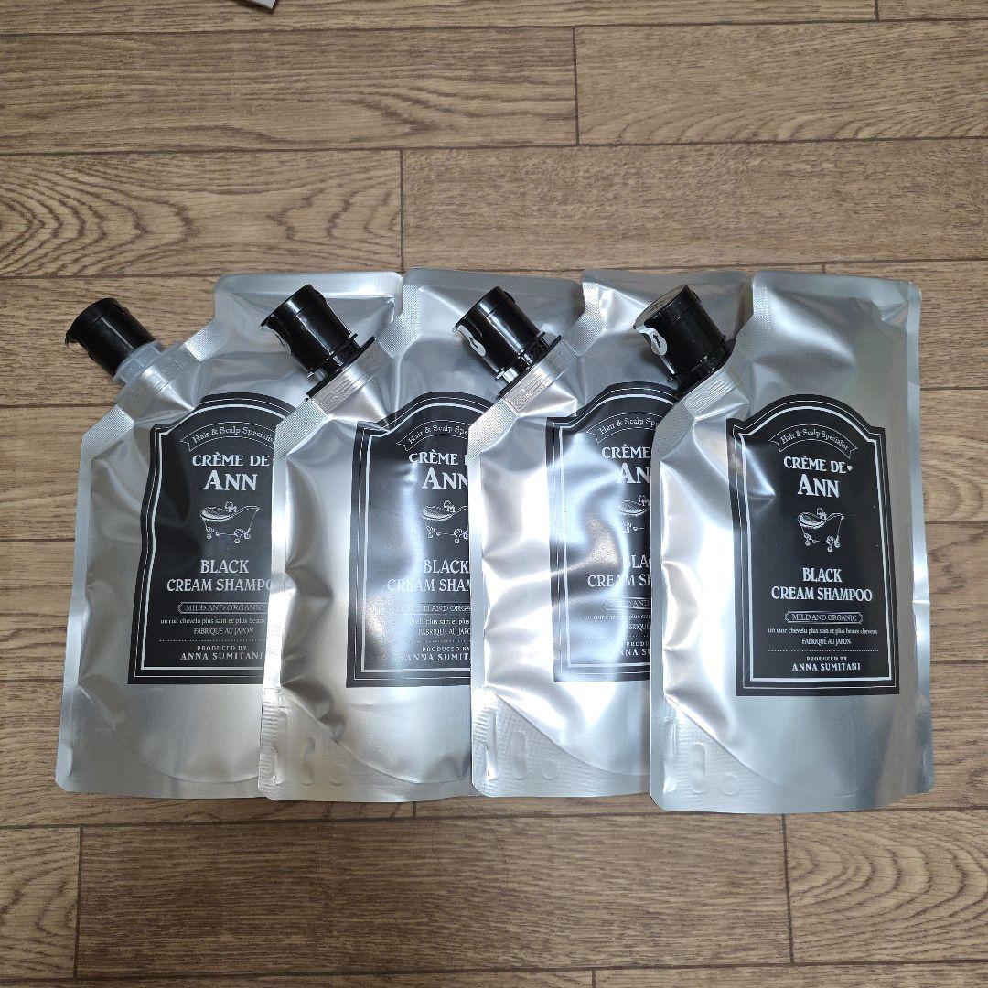 クレーム・ド・アン ブラッククリームシャンプー 400g×4個セット