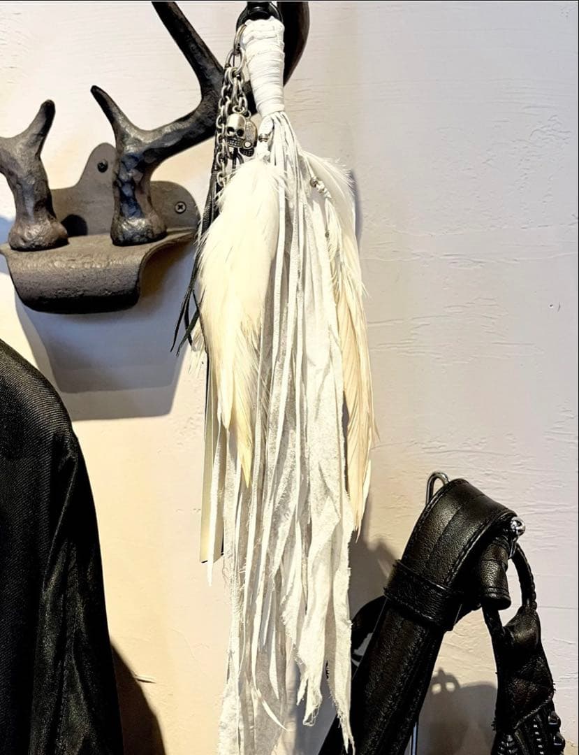 【9】kmrii フェザーフック　ホワイト