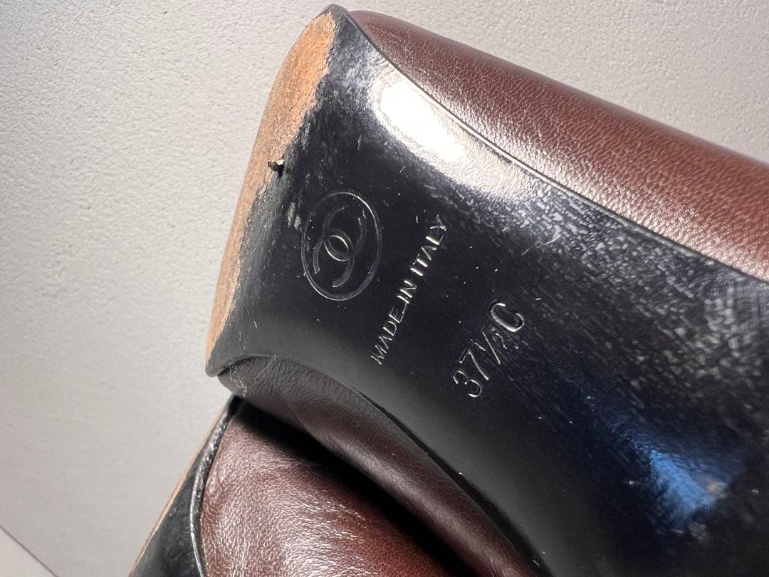 CHANEL ブラウン ポインテッドトゥ パンプス 37 1/2 C