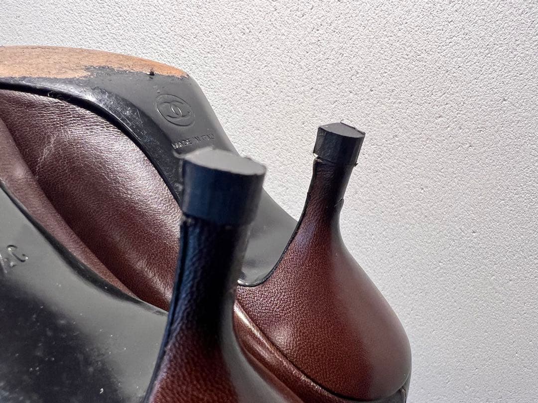 CHANEL ブラウン ポインテッドトゥ パンプス 37 1/2 C