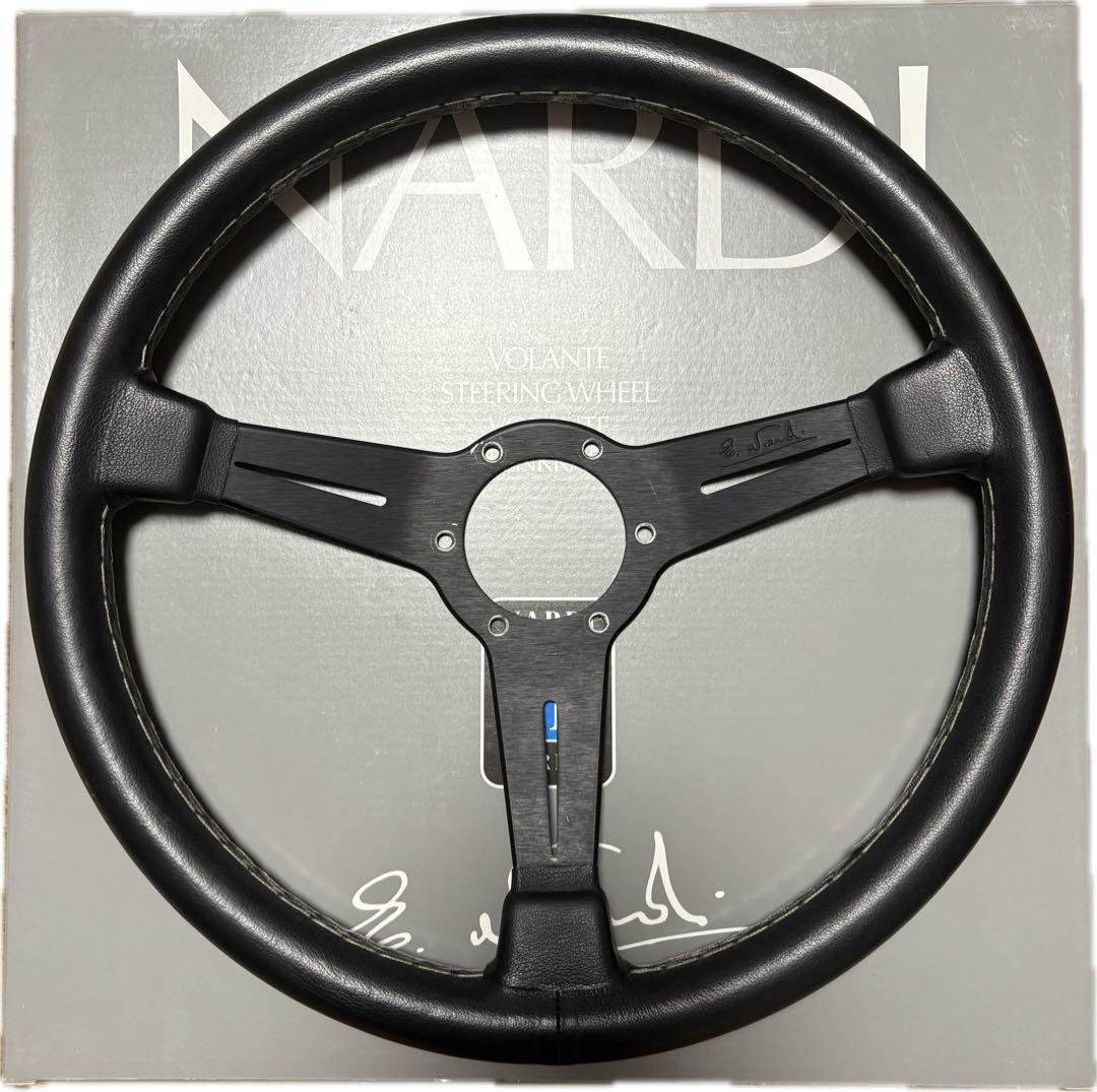 ナルディ　クラッシック　ブラックスポーク　ステアリング 36センチ