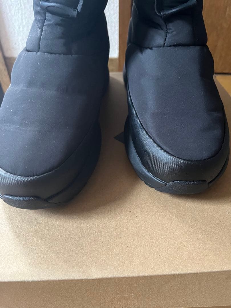 DESCENTE ブラックブーツ