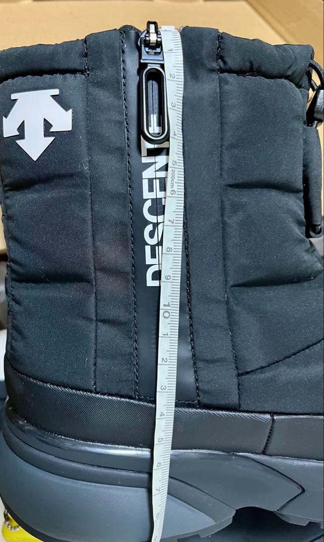 DESCENTE ブラックブーツ