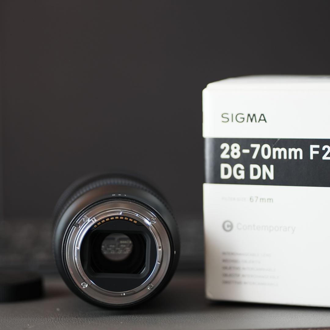 ⭐︎ SIGMA 28-70mm F2.8 DG DN ( Eマウント )⭐︎