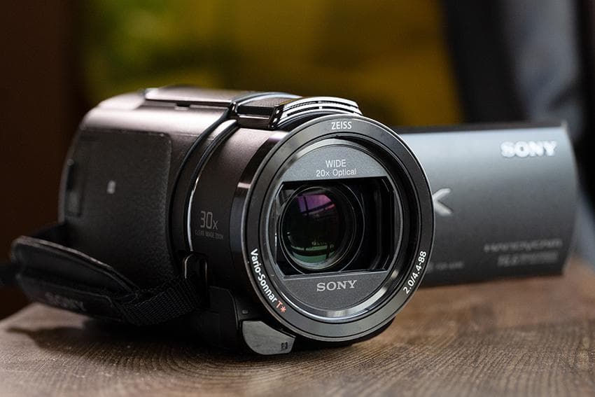 【美品】SONY FDR-AX40 4K 空間光学手ブレ補正 セットSDカード付