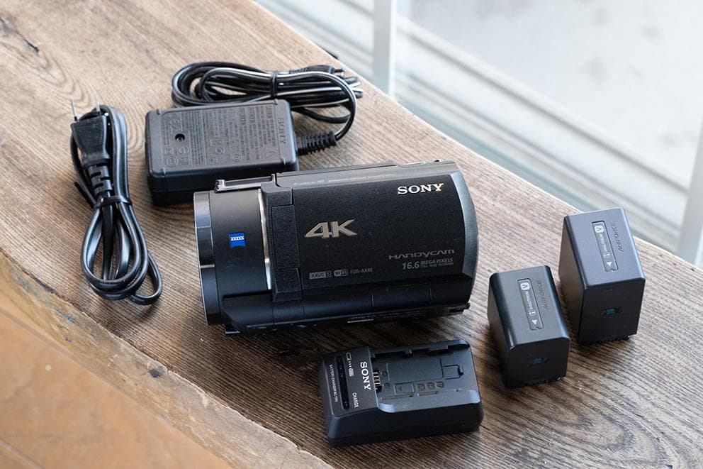 【美品】SONY FDR-AX40 4K 空間光学手ブレ補正 セットSDカード付