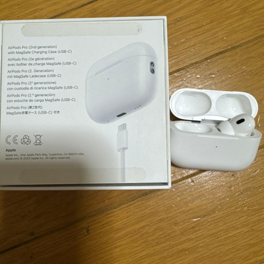 AirPods Pro2世代ケース ケーブル ※右イヤホン有り