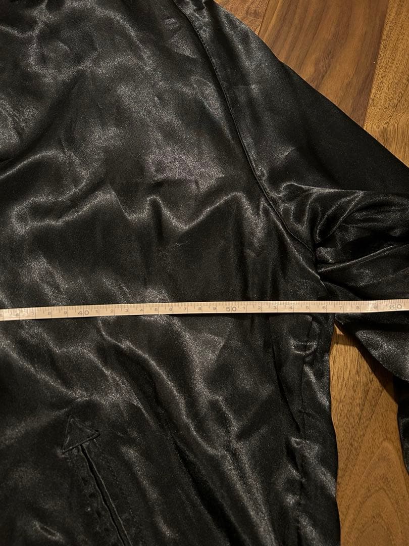 AVIREX サテン スカジャン リバーシブル　黒白 刺繍