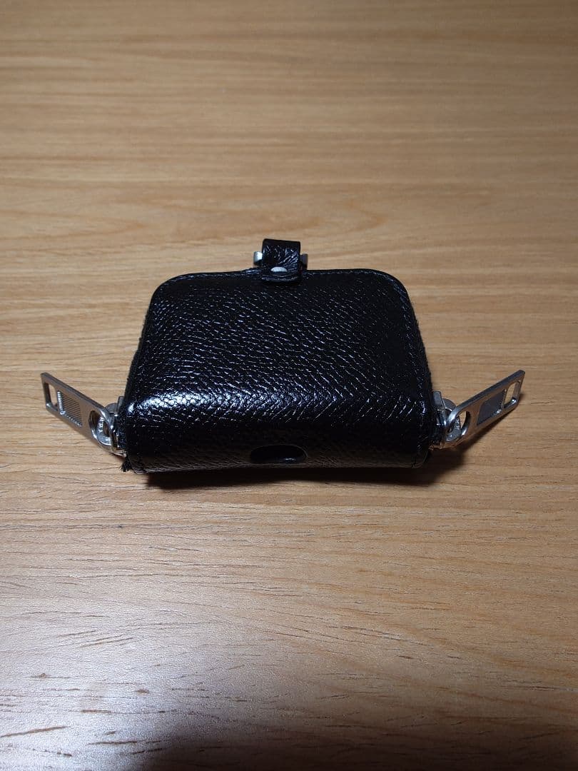 正規品　メゾンマルジェラ　ケース　ＡｉｒＰｏｄｓケース