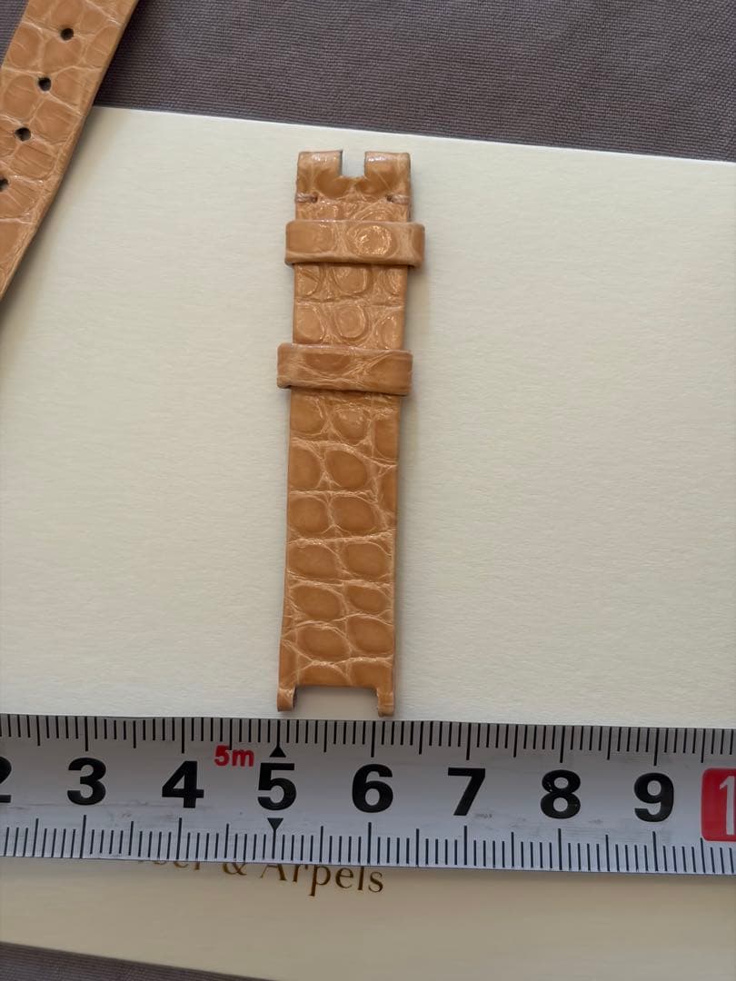ヴァンクリ　時計ベルト　純正　クロコ　ピンクベージュ