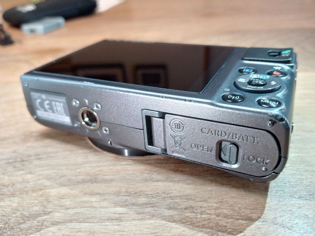 最終価格【大容量SDカード付】Canon PowerShot SX620 取説付