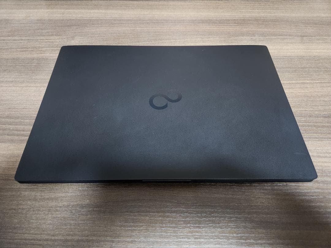 美品 富士通 LIFEBOOK UH i5-1235U 16GB Office他