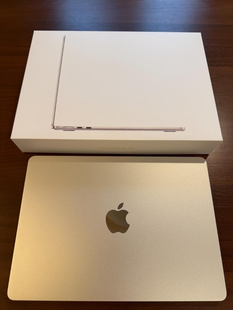 MacBookAir スターライト13インチ M2 512GB