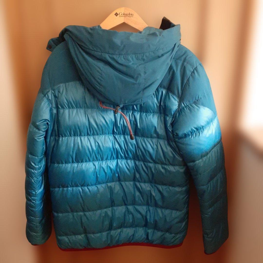 最終お値下げです！ KLÄTTERMUSEN フード付きダウンジャケット 青