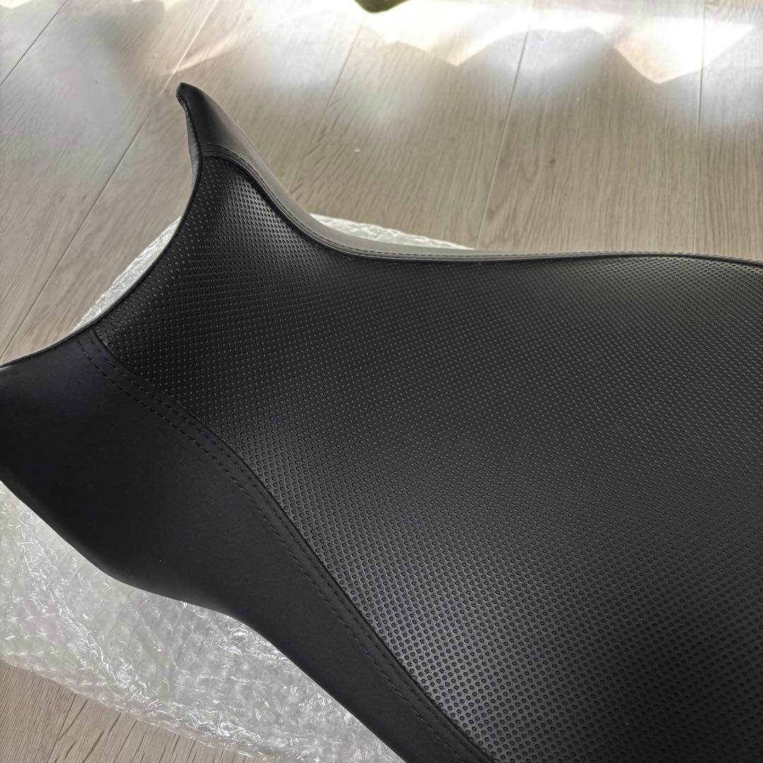 Ducati Monster 1200S シート　ドゥカティ　オールブラック