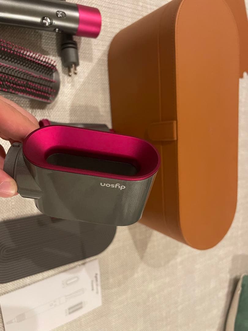 ダイソン　hs01 airwrap スタイラー