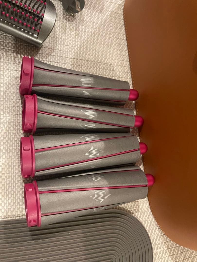 ダイソン　hs01 airwrap スタイラー