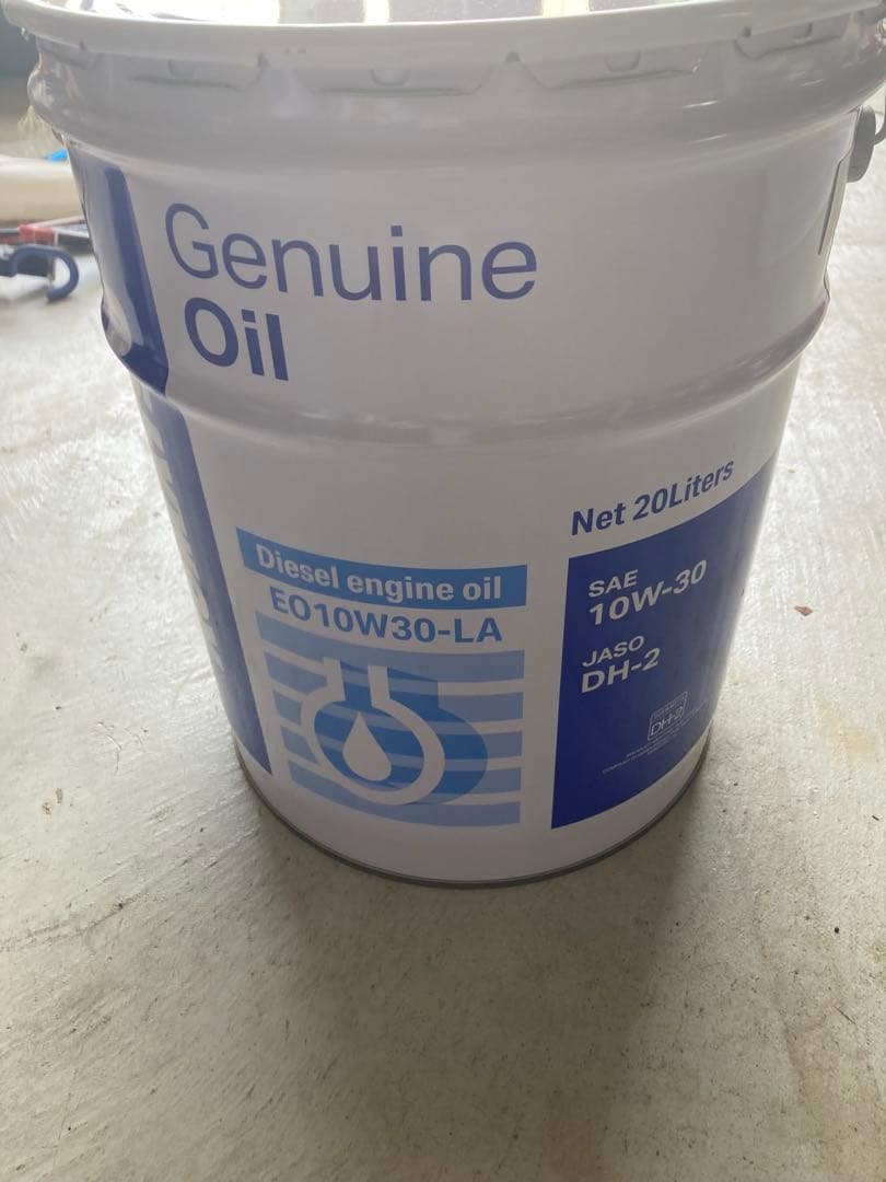 コマツディーゼルエンジンオイル 10W-30LA